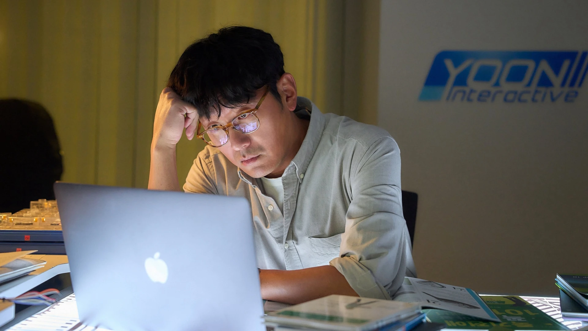 Đầu Xuôi Đuôi Đút Lót