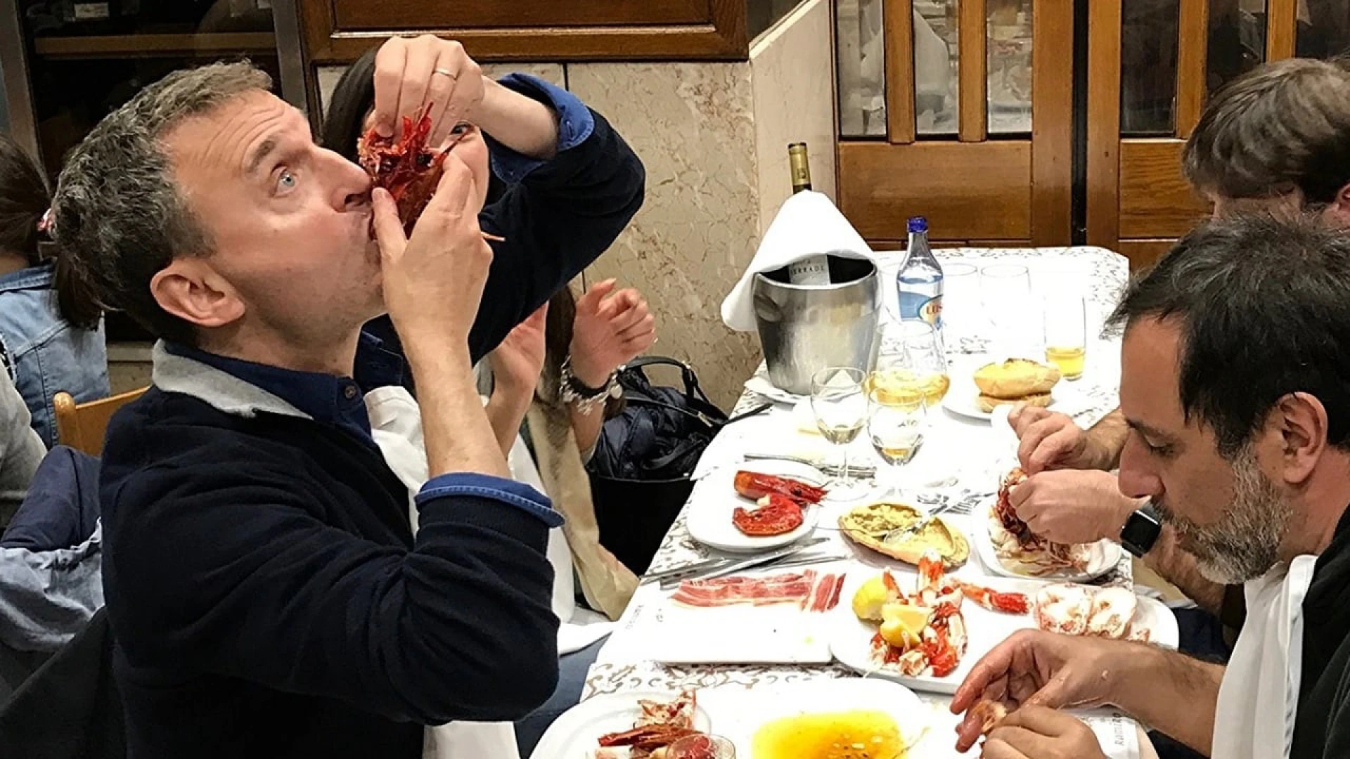 Hành Trình Ẩm Thực Của Phil (Phần 2)