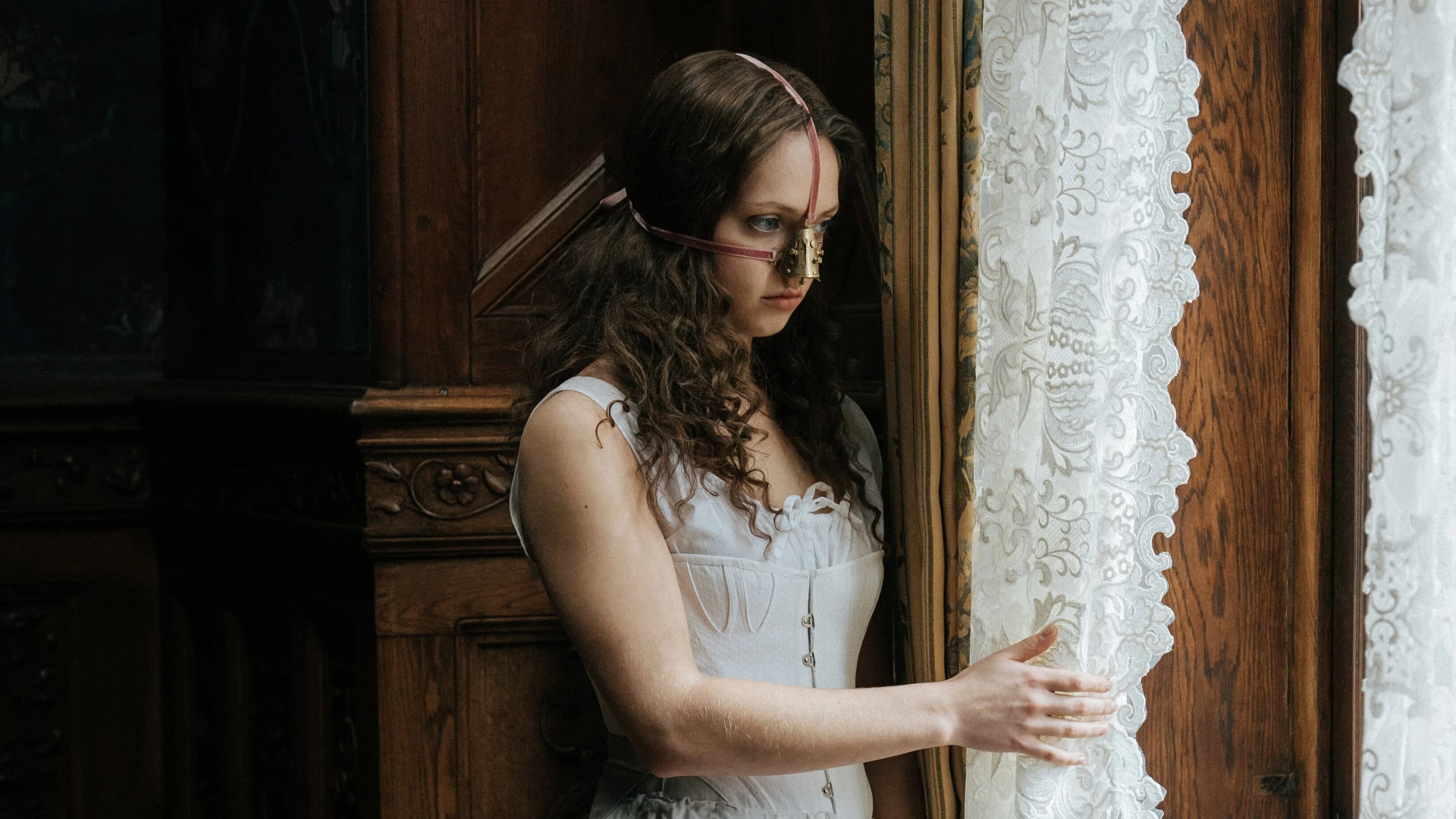 Người Chị Kế Xấu Xí