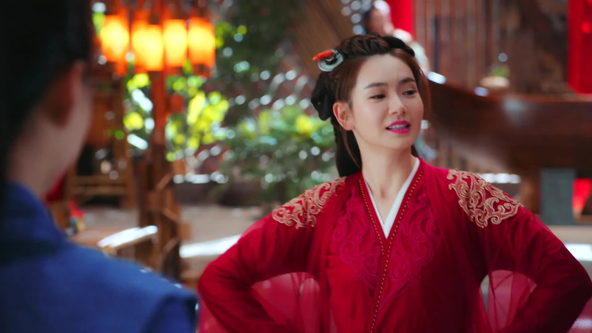 Tân Long Môn Khách Sạn